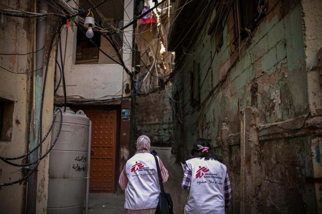 An MSF health promoter and an MSF nurse in the streets of Beirut, Lebanon