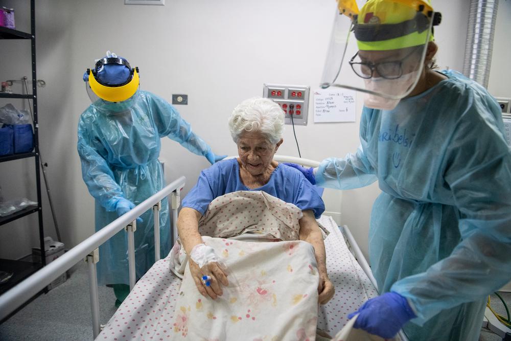 MSF health workers in the intensive care unit inside of the COVID-19 unit operated by MSF in collaboration with Pérez de León II Hospital in Caracas, Venezuela.