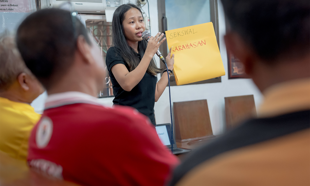 A session on sexual violence level in the Lila Clinic, Manila. ©Melanie Wenger