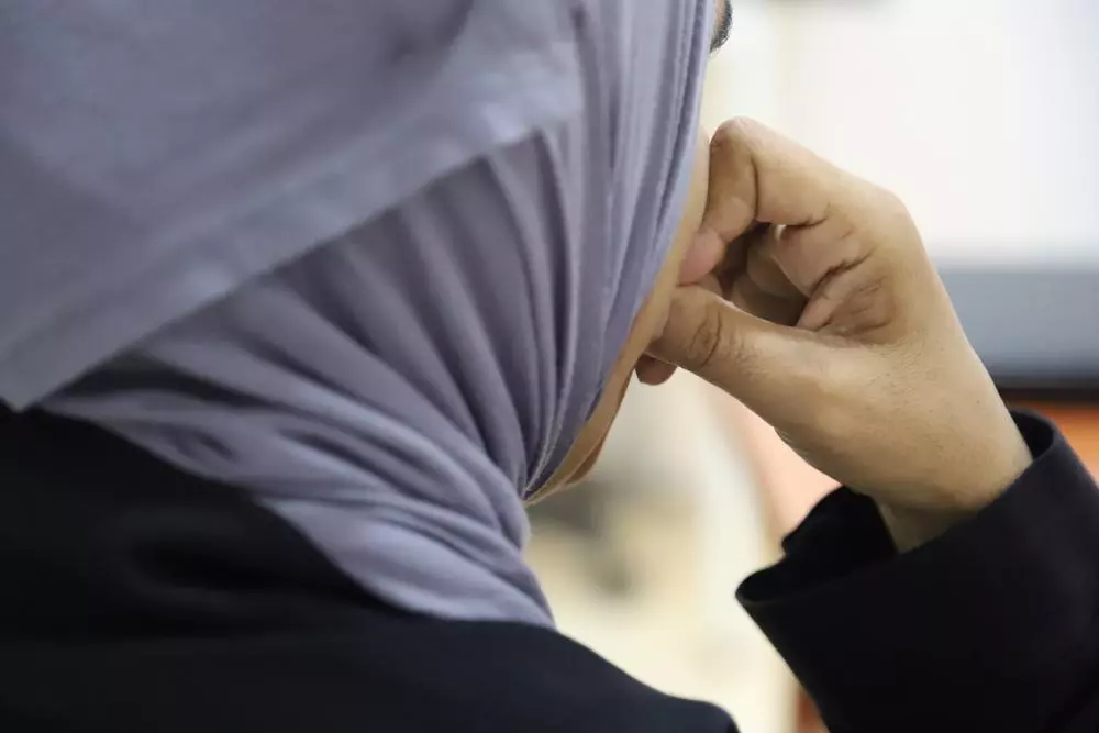 “Mental illness is one of the hardest diseases to suffer from. But there is hope, and I have made remarkable progress. I couldn't eat, but now I can. I couldn't sleep, but now I can, although the night still frightens me a little, perhaps because I am unable to forget my friend whose loss has deeply traumatized me," said Abir, a 40 year old woman sharing her experience with mental disorders. Aabir is receiving psychological support and pharmacological treatment at MSF clinic in Dar El Zahraa hospital in Tri
