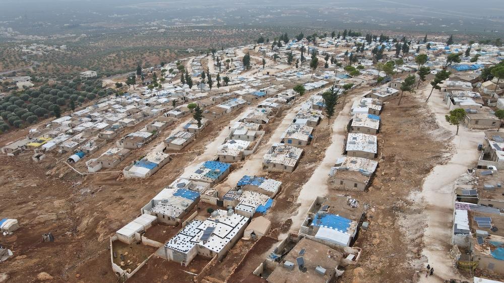 Northwest Syria is home to more than 2 million Internally Displaced Persons (IDPs). Most of them have been displaced by the conflict various times and are staying in displacement camps, with very poor living conditions. Syria, 2021. © MSF