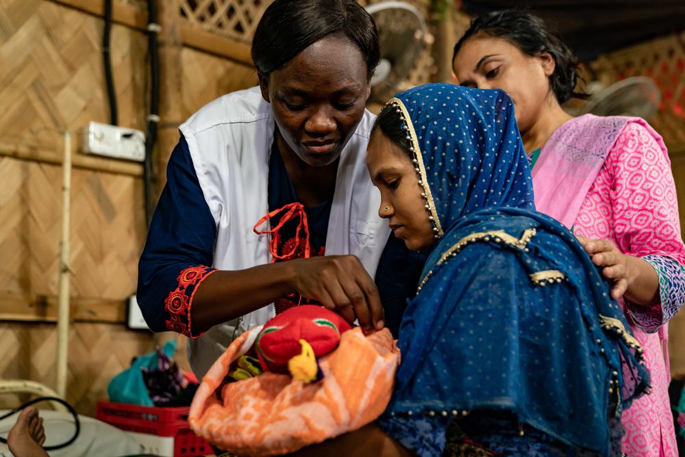 A midwife checks a newborn baby at Doctors Without Borders primary health centres in Cox’s Bazar, Bangladesh.
