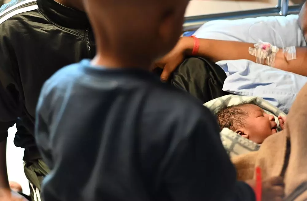 On December 7, at 11:31 am, Fatima* gave birth to little *Ali. She was rescued in the morning of Tuesday 6 Dec from an unstable rubber boat travelling with 90 people on board, among whom her other three children. 
