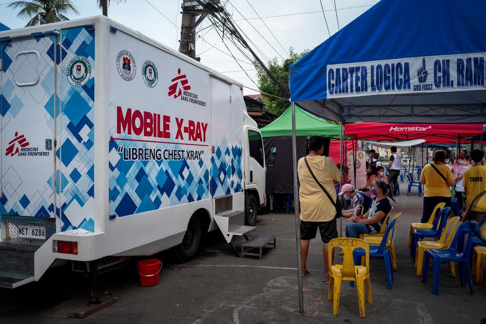 Mobile x-ray truck at one of Doctors Without Borders' active case finding sites for tuberculosis. Philippines, 2023. © Ezra Acayan