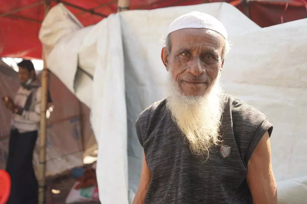 Sona Ullah works as a humanitarian affairs officer at the MSF clinic in Balukhali that was recently reopened after also being destroyed in fire. His job is to meet with fellow Rohingya in the camps to understand their needs and how MSF can help. “We had just decorated the shelter for my son’s wedding,” he says, standing under provisional plastic sheeting. Now, he is the one in need of support, as the fire spared neither his nor his family's living space.
