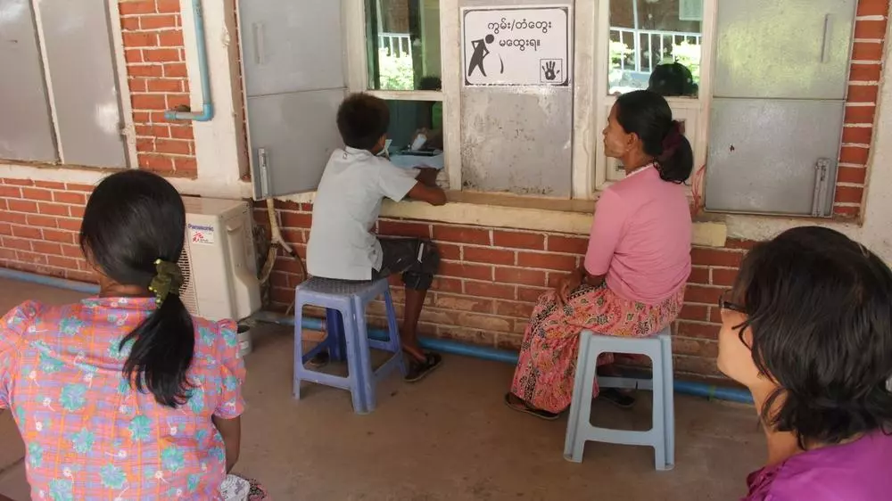 A patient receives treatment in the Doctors Without Borders clinic in Dawei. Myanmar, April 2014. © Eddy McCall
