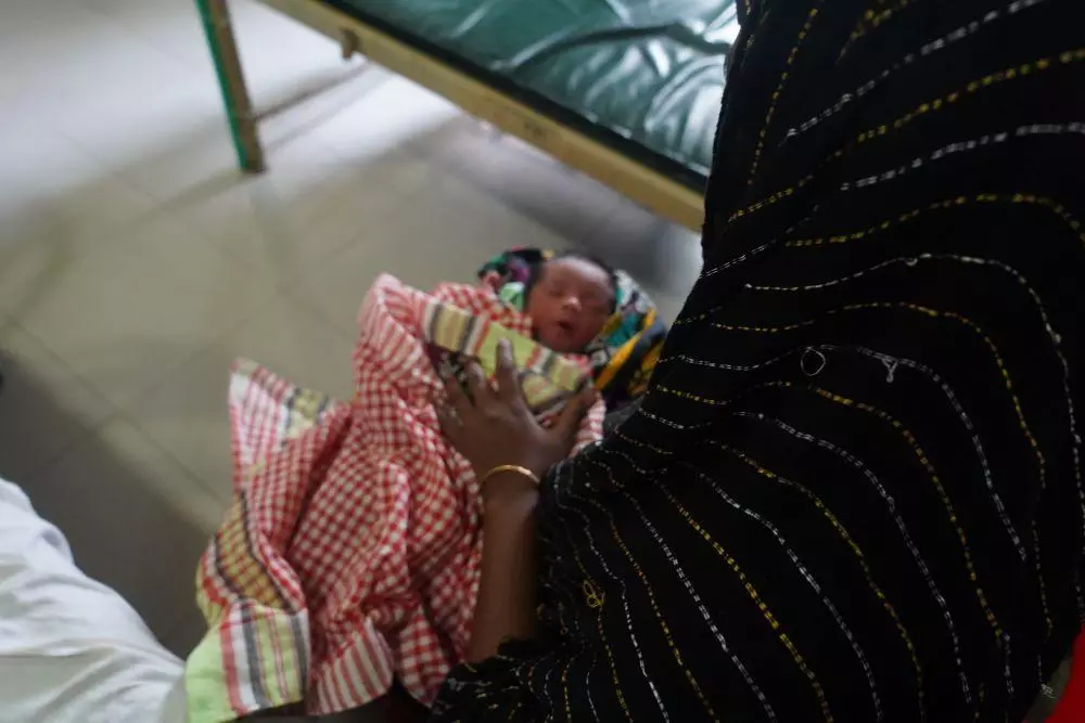 Halima, a mom of three children, from Goyalmara. Bangladesh, 1 April 2024 © MSF/Farah Tanjee