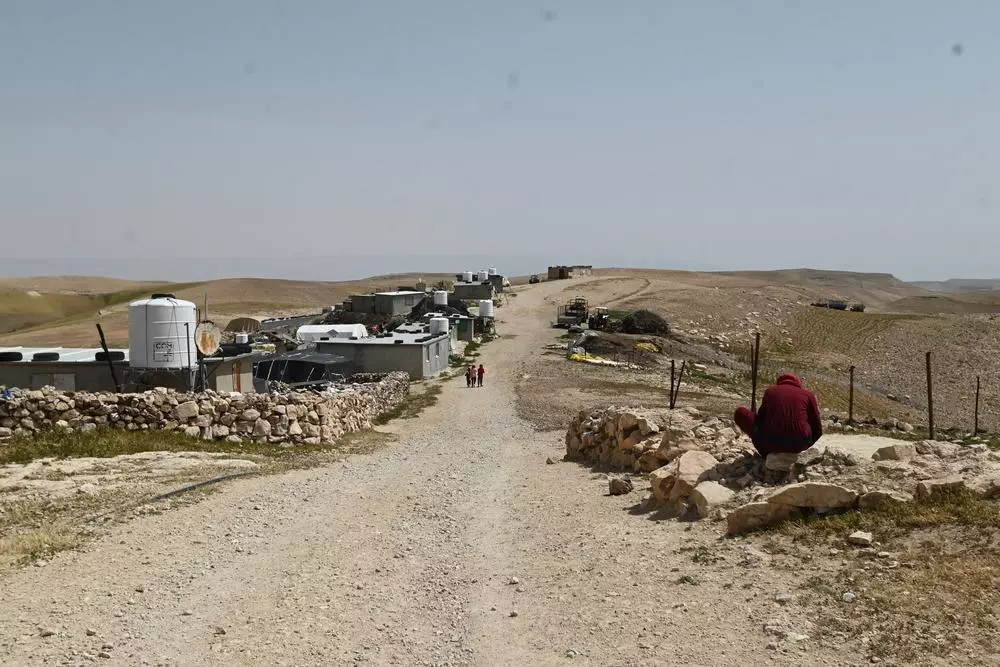 Palestinians on their way back to their homes after visiting MSF mobile clinic in the Al-Majaz community in Masafer Yatta south of Hebron.