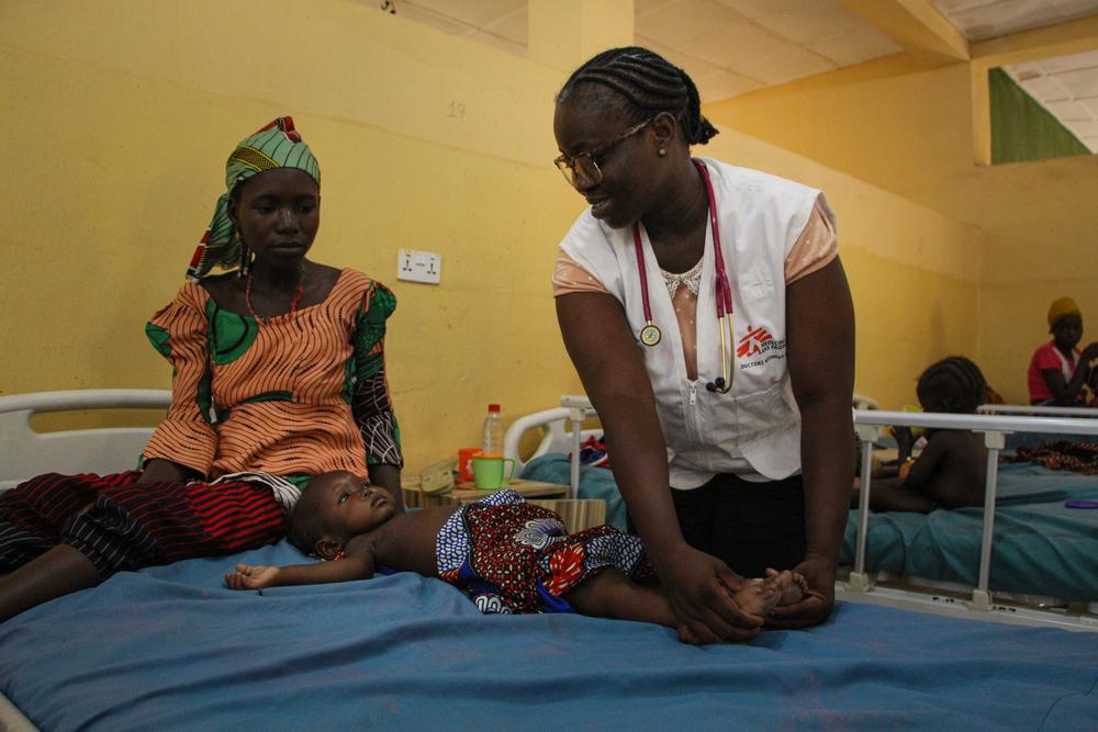 MSF's doctor checks a child patient the General Hospital Shinkafi, Zamfara state, Northwest Nigeria.