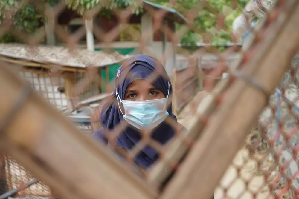 Portrait of a Rohingya woman living in the refugee camp in Cox's Bazar