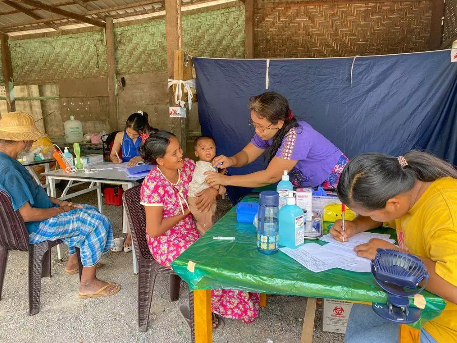 MSF mobile clinic in Bhone Oh camp, Mandalay Copyright: Lena Pflueger/MSF