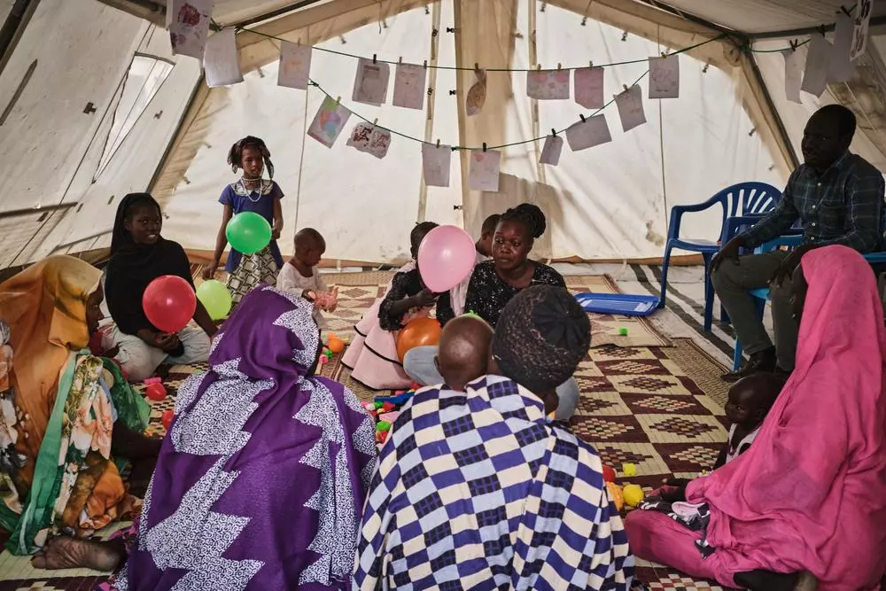 Children play in hospital