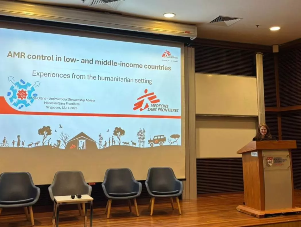 Letizia presenting at the AMR Symposium