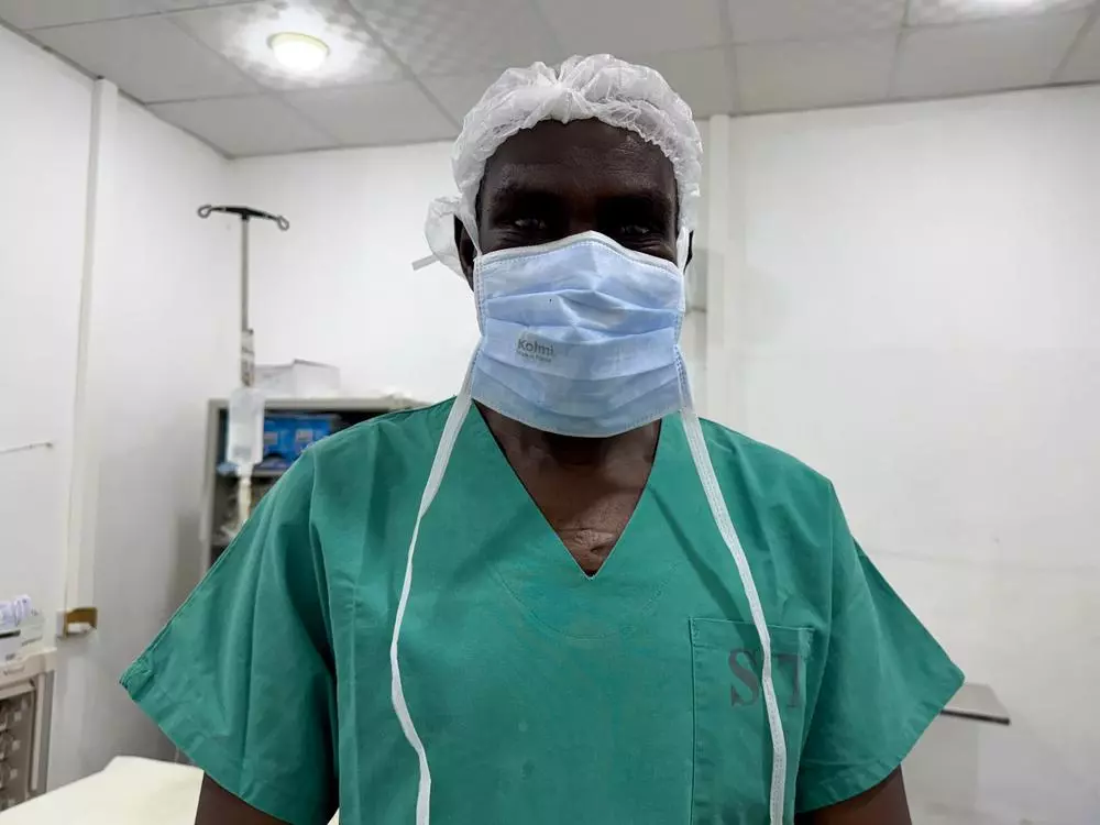 Dr Altayeb, MSF surgeon