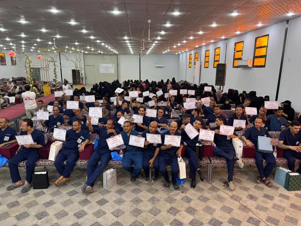 Trainees proudly hold their graduation certificates during the ceremony celebrating the completion of the basic clinical nursing care learning programme delivered by the MSF Academy. Al‑Hodeidah governorate – Yemen.