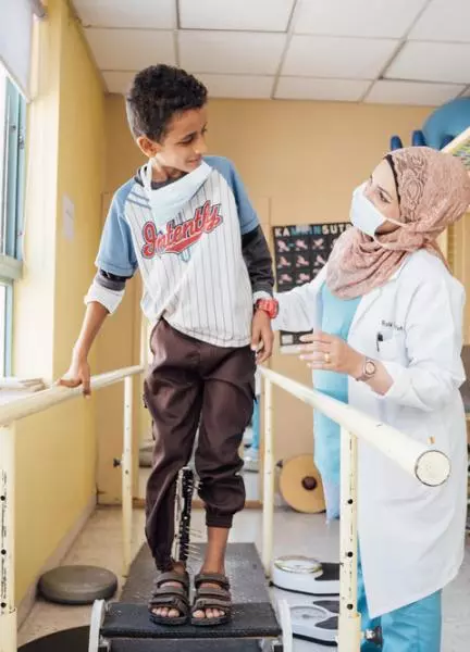 Bedah & Perawatan Trauma Doctors Without Borders 