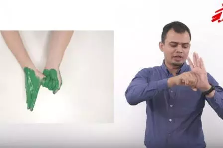 Menjangkau Ribuan Dengan Klik: Bagaimana Rohingya Bantu Memandu Kesadaran COVID-19 
