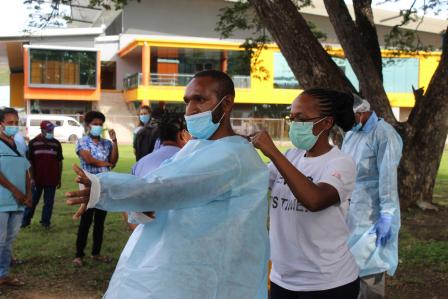 Maling impormasyon at stigma, dagdag-pasanin ng mga pasyenteng may COVID-19 sa Papua New Guinea
