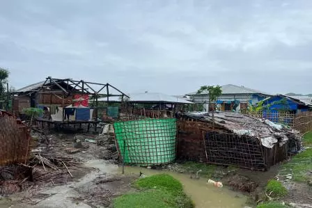Myanmar: Musim hujan mempersulit klinik keliling