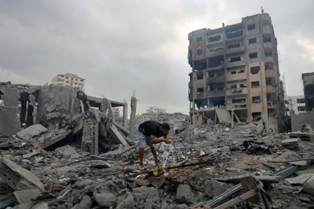 Di Gaza: “Tetap hidup hanyalah soal keberuntungan”