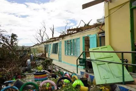Supertyphoon Man-yi, hinagupit ang Pilipinas: “Parang pinalakol ng bagyo ang mga puno.”