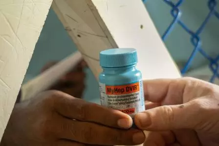 Bangladesh: Doctors Without Borders meluncurkan kampanye besar "tes dan obati" hepatitis C di tengah minimnya pilihan pengobatan yang krusial